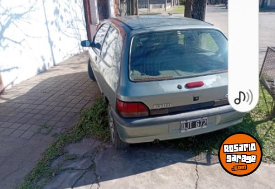 Autos - Renault Clio1 2000 Diesel 370000Km - En Venta