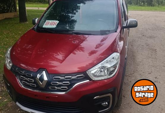 Utilitarios - Renault kangoo 2022 Diesel 70600Km - En Venta
