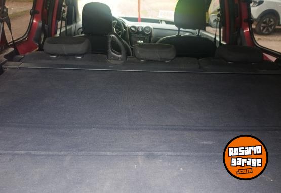 Utilitarios - Renault kangoo 2022 Diesel 70600Km - En Venta