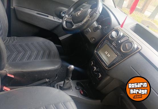 Utilitarios - Renault kangoo 2022 Diesel 70600Km - En Venta