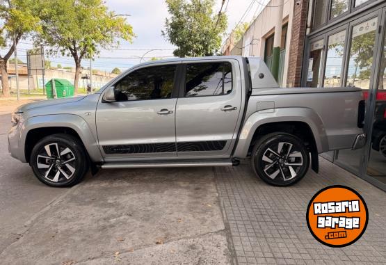 Camionetas - Volkswagen Amarok G2 V6 Extreme 2024 Diesel 10000Km - En Venta
