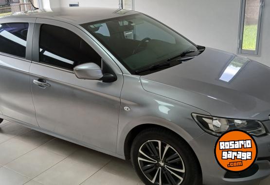 Autos - Peugeot 301 Allure Plus 2017 Nafta 136600Km - En Venta