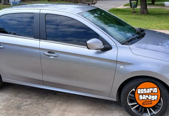 Autos - Peugeot 301 Allure Plus 2017 Nafta 136600Km - En Venta