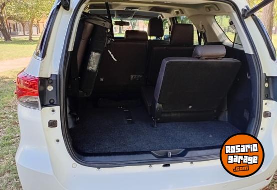 Camionetas - Toyota SW4 SRX 2016 Diesel 200000Km - En Venta