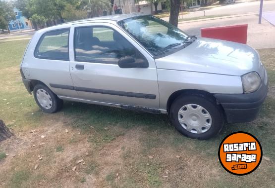 Autos - Renault Clio 3p 1998 Diesel 250000Km - En Venta