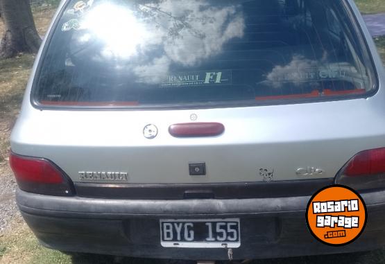 Autos - Renault Clio 3p 1998 Diesel 250000Km - En Venta