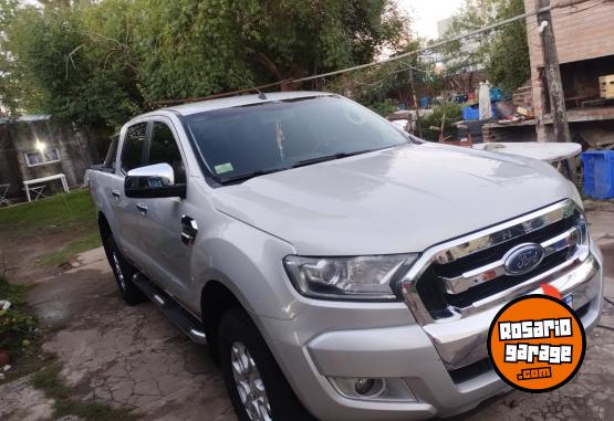 Camionetas - Ford Ranger nafta XLT 2017 Nafta 147000Km - En Venta