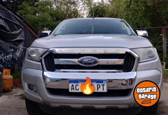 Camionetas - Ford Ranger nafta XLT 2017 Nafta 147000Km - En Venta
