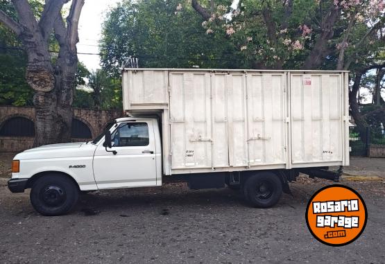 Camiones y Grúas - VENDO FORD 4000 - En Venta