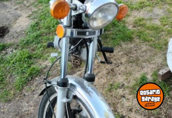 Motos - Suzuki gn 125 2011 Nafta 10000Km - En Venta