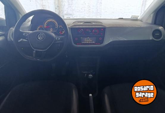 Autos - Volkswagen Up high line 5 P 2018 Nafta 83000Km - En Venta