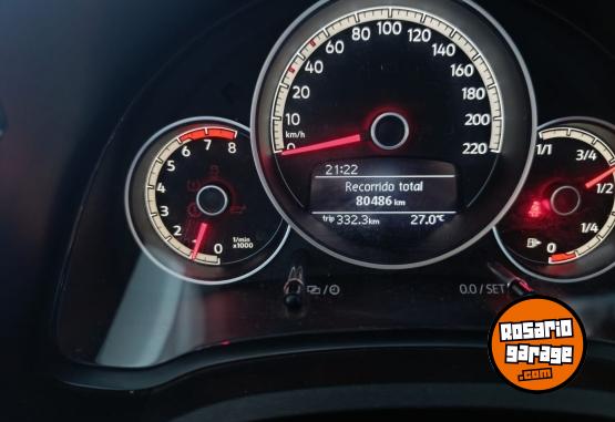 Autos - Volkswagen Up high line 5 P 2018 Nafta 83000Km - En Venta
