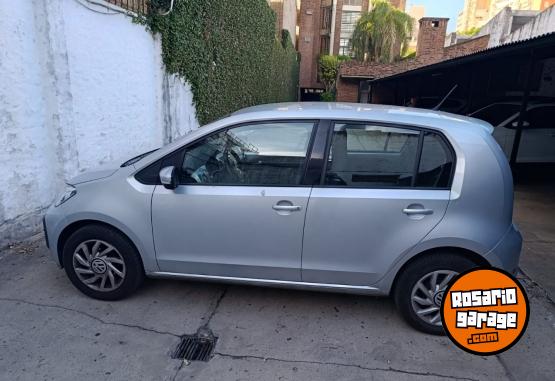 Autos - Volkswagen Up high line 5 P 2018 Nafta 83000Km - En Venta