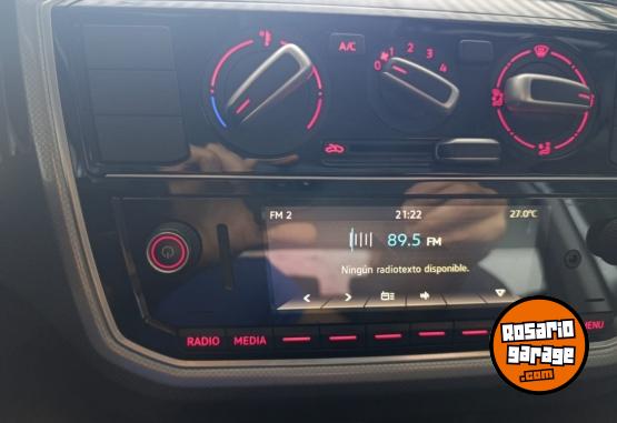 Autos - Volkswagen Up high line 5 P 2018 Nafta 83000Km - En Venta