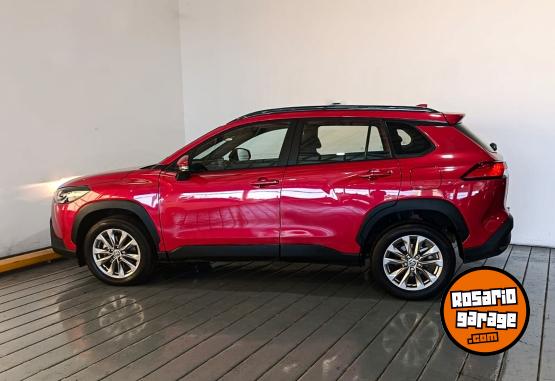Autos - Toyota COROLLA CROSS XLI 2,0 CVT 2023 Nafta 77717Km - En Venta