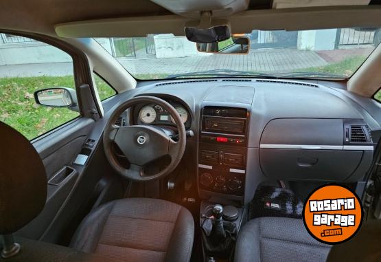 Autos - Fiat Idea ELX 1.4 MT 5P 2007 Nafta 284000Km - En Venta