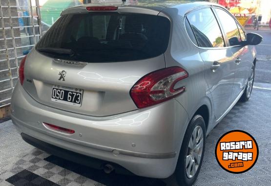 Autos - Peugeot 208 active 1.5 2015 Nafta 68300Km - En Venta