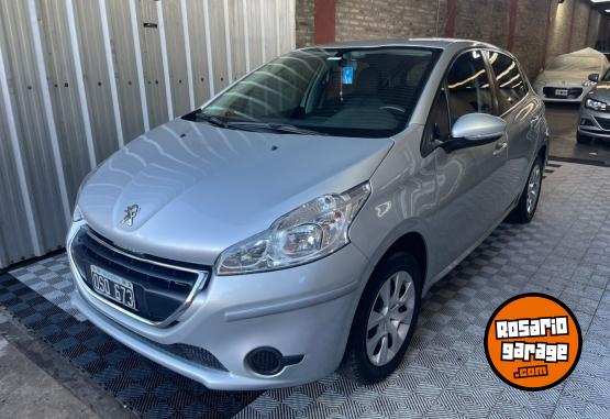 Autos - Peugeot 208 active 1.5 2015 Nafta 68300Km - En Venta