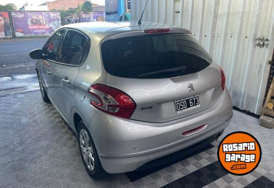 Autos - Peugeot 208 active 1.5 2015 Nafta 68300Km - En Venta