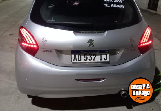 Autos - Peugeot Peugeot 208 2019 Nafta 64000Km - En Venta