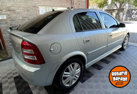 Autos - Chevrolet Astra Gl 2009 Nafta 185000Km - En Venta