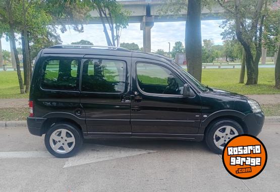 Utilitarios - Peugeot Partner Patagonica. 2014 Diesel 170000Km - En Venta