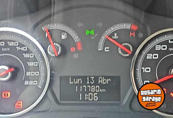 Autos - Fiat Palio atractive 2015 Nafta 117000Km - En Venta