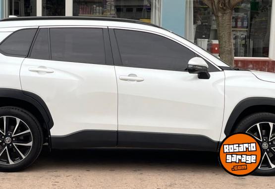 Autos - Toyota COROLLA CROSS 2022 Nafta 44500Km - En Venta
