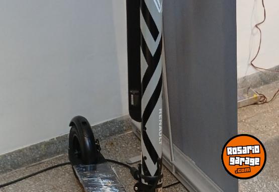 Otros - Monopatin RENAULT el�ctrico - En Venta