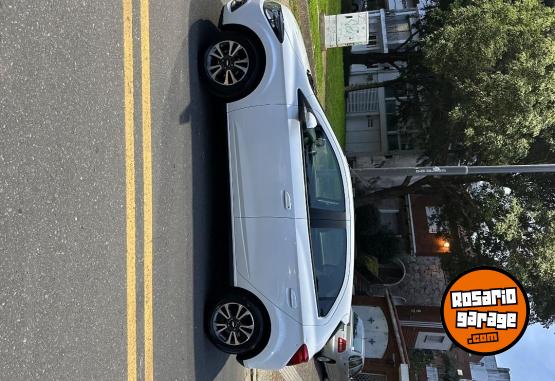 Autos - Chevrolet Ónix 2016 Nafta 78300Km - En Venta