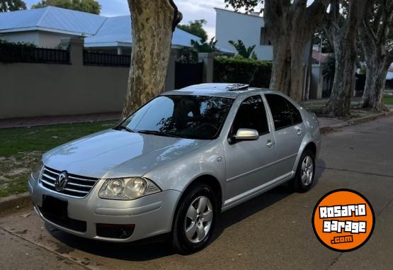 Autos - Volkswagen Bora 2.0 2010 Nafta 120000Km - En Venta