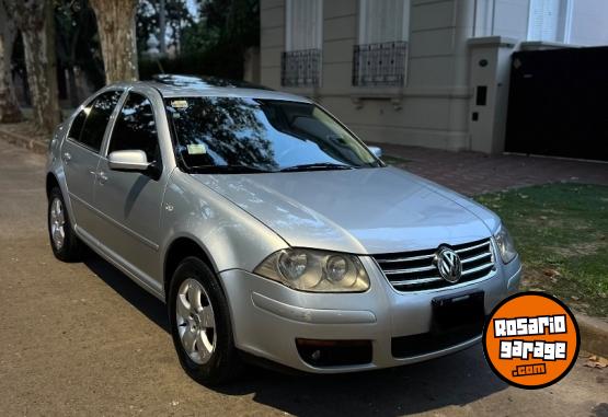 Autos - Volkswagen Bora 2.0 2010 Nafta 120000Km - En Venta