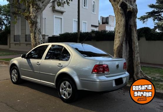 Autos - Volkswagen Bora 2.0 2010 Nafta 120000Km - En Venta