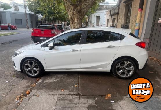 Autos - Chevrolet Cruze Premier 2022 Nafta 51000Km - En Venta