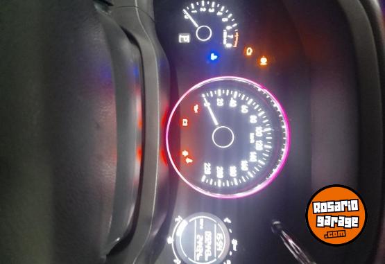 Autos - Honda HRV 2015 Nafta 90000Km - En Venta