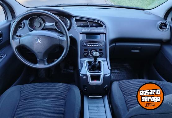 Autos - Peugeot 5008 7 PLAZAS ALLURE PLUS 2012 Nafta 84410Km - En Venta