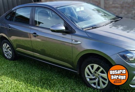 Autos - Volkswagen Virtus 2018 Nafta 73000Km - En Venta