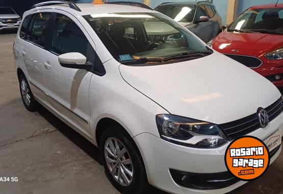 Autos - Volkswagen Suran 2014 Nafta 150000Km - En Venta
