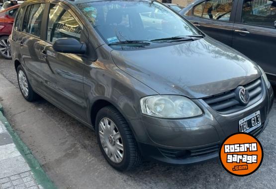 Autos - Volkswagen Suran 2009 GNC 250000Km - En Venta