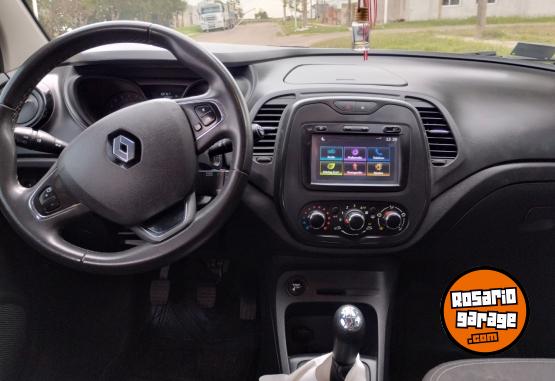 Autos - Renault Captur 2018 Nafta 68000Km - En Venta