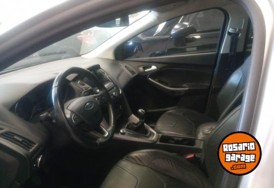 Autos - Ford Focus 2016 Nafta 121000Km - En Venta