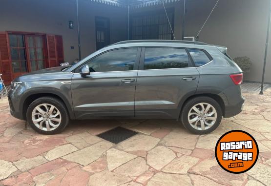 Autos - Volkswagen Taos 2024 Nafta 23000Km - En Venta