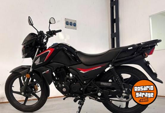 Motos - Honda GLC 150 2026 Nafta 1500Km - En Venta