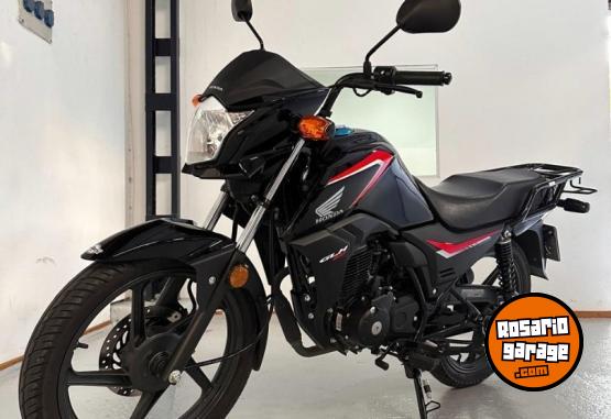 Motos - Honda GLC 150 2026 Nafta 1500Km - En Venta