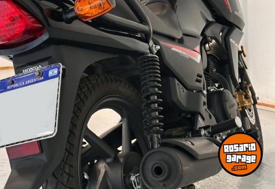 Motos - Honda GLC 150 2026 Nafta 1500Km - En Venta