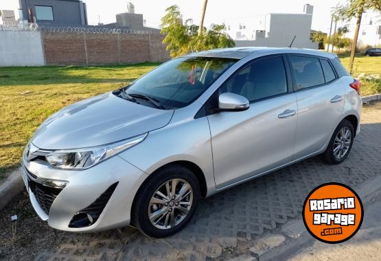 Autos - Toyota YARIS XLS 2021 Nafta 86000Km - En Venta