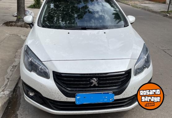 Autos - Peugeot 308 AllurePack 2021 Diesel 98000Km - En Venta