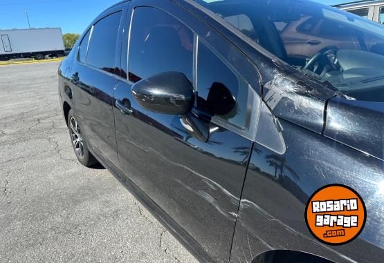 Autos - Peugeot 408 2016 Nafta 176500Km - En Venta