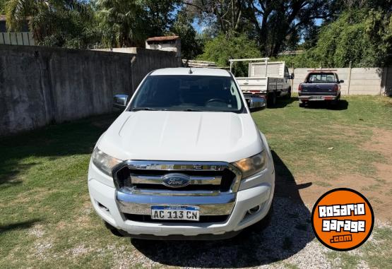 Camionetas - Ford RANGER DC 4X2 XLT 2.5 2017 Nafta 106700Km - En Venta