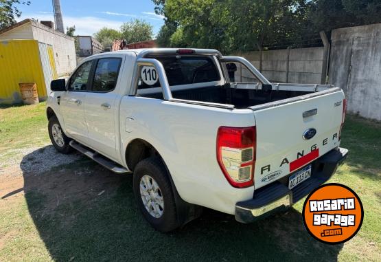 Camionetas - Ford RANGER DC 4X2 XLT 2.5 2017 Nafta 106700Km - En Venta